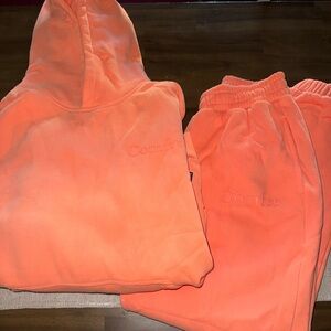 Comfrt Minimalist Sweat Set